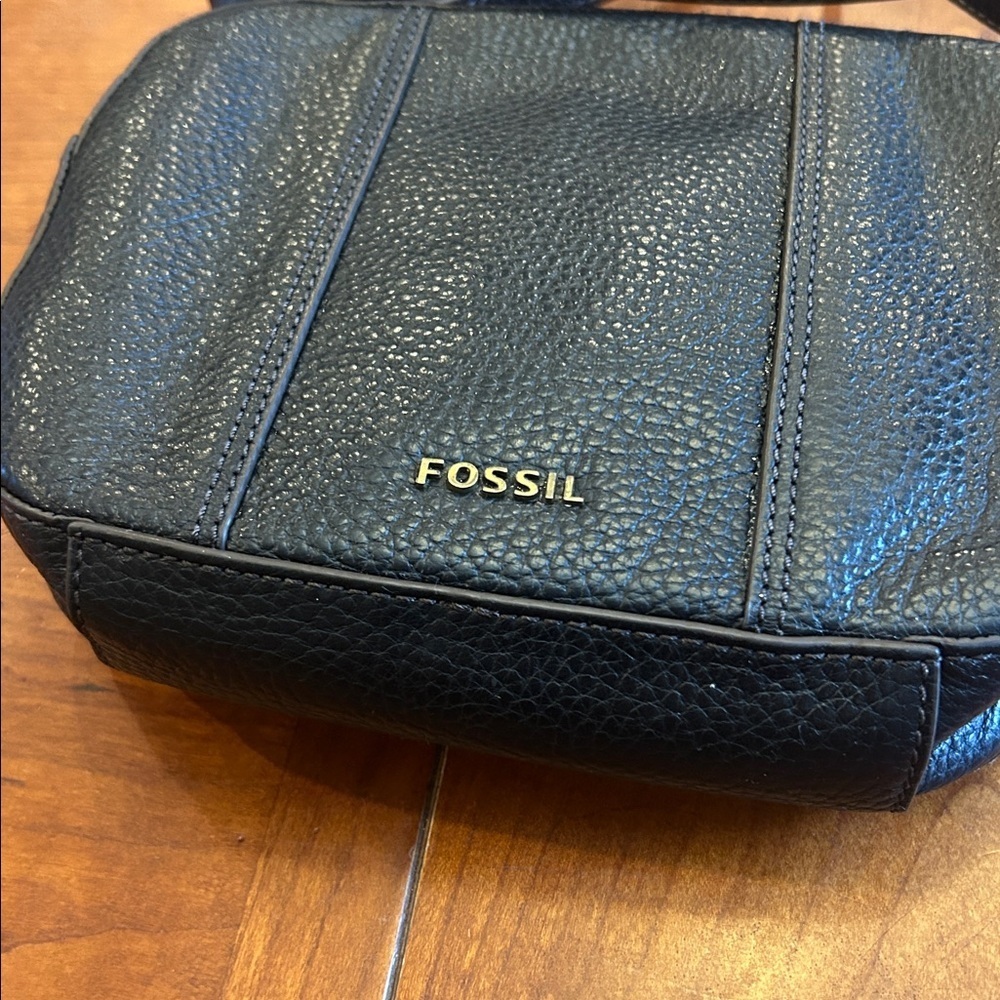Fossil Camera Gemma Black Leather Cross Body Bag - Picture 2 of 7
